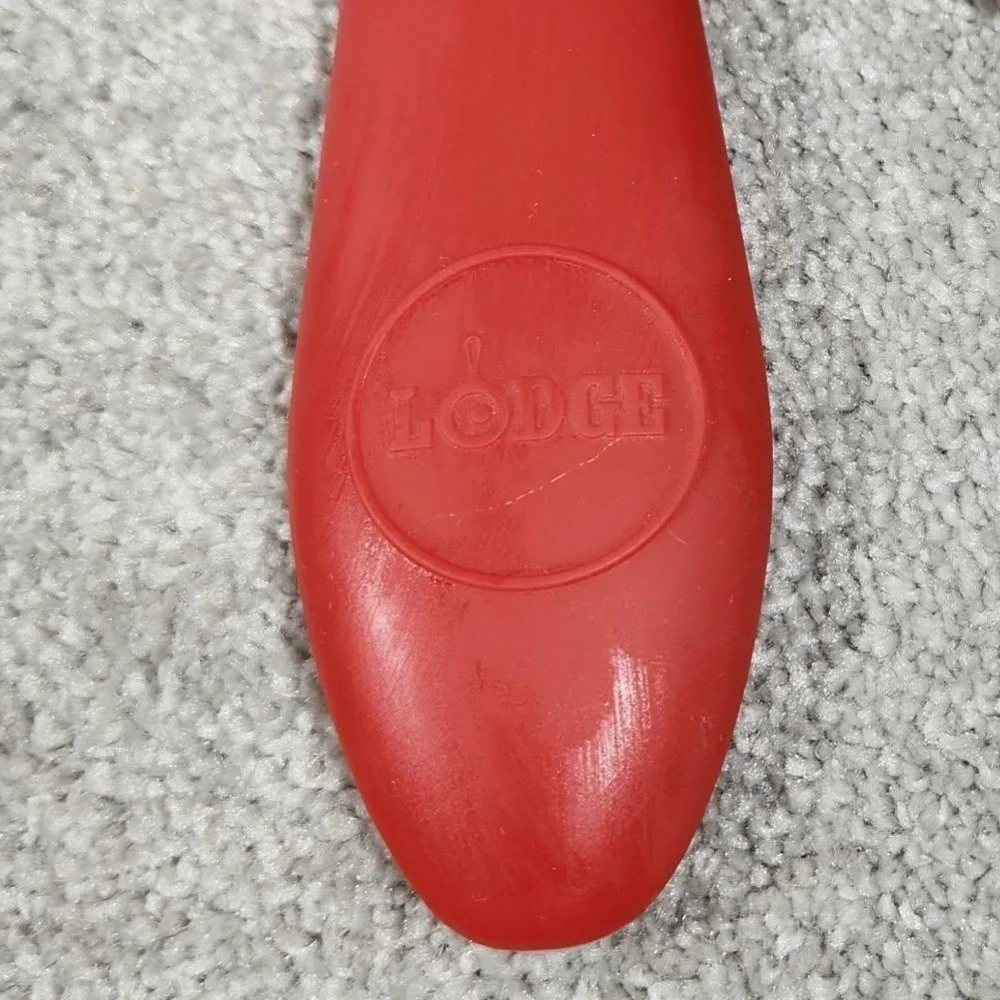 Lodge Silicone‎ Hot Handle Holder Red Heat Resistant ASNHH41
